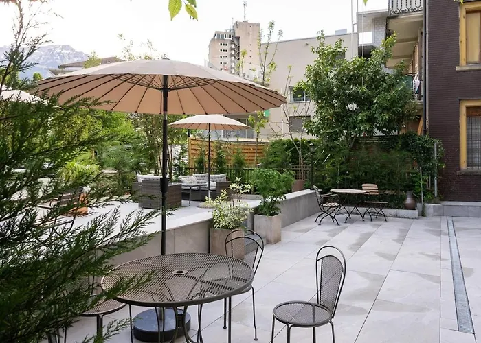 Betweenlakes Ground Floor West * אינטרלאקן